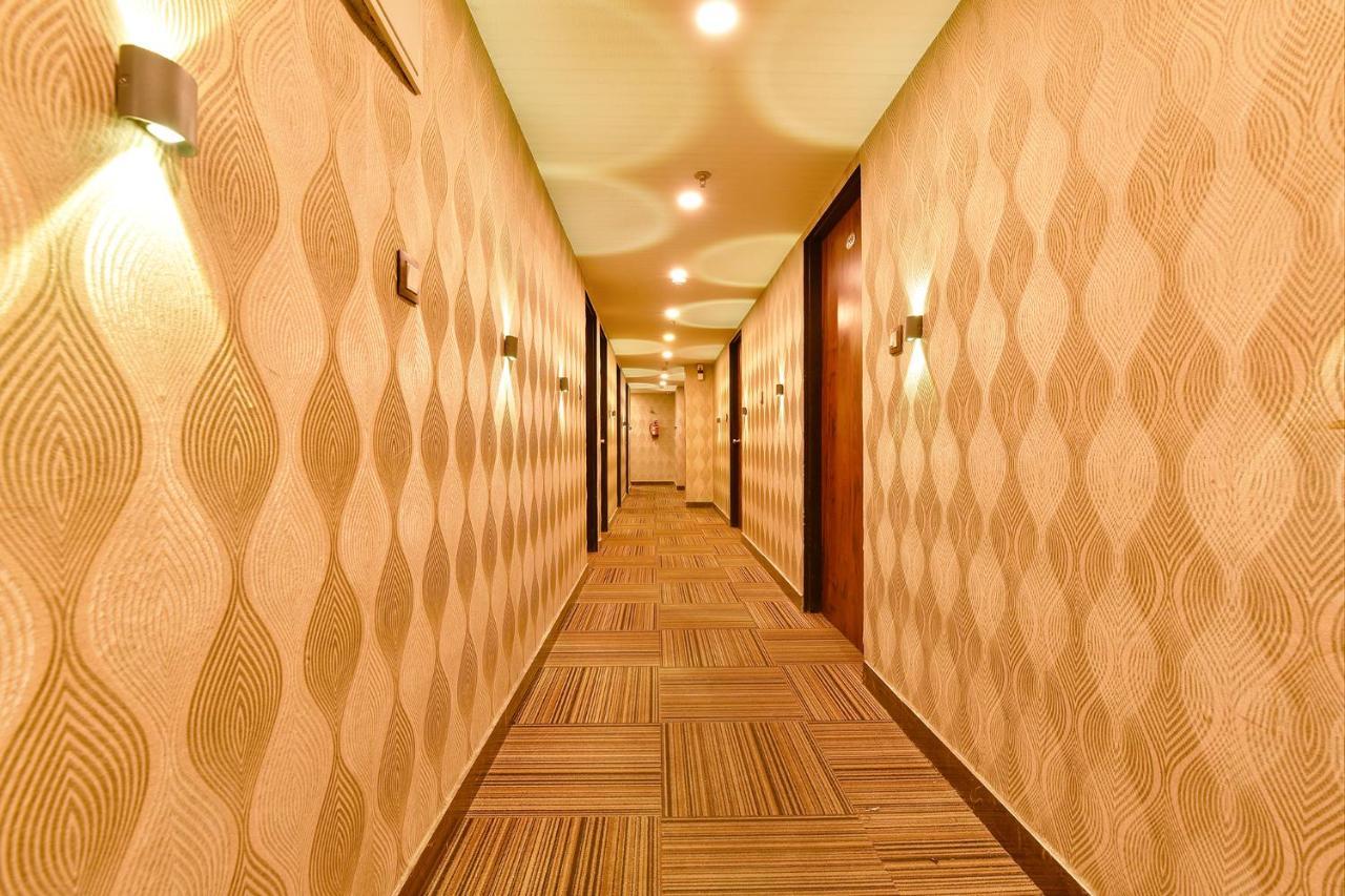 Fabhotel Queens Hub ชัยปุระ ภายนอก รูปภาพ
