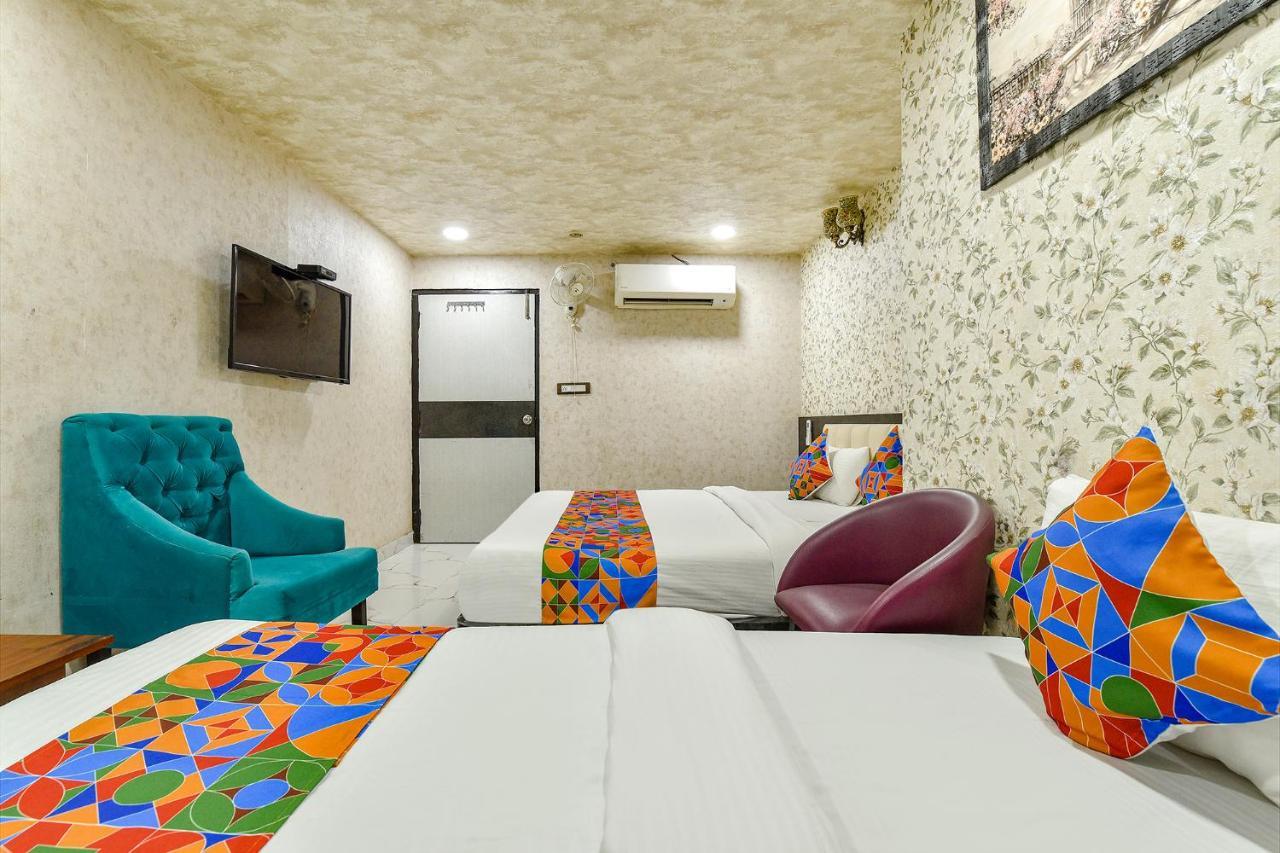 Fabhotel Queens Hub ชัยปุระ ภายนอก รูปภาพ
